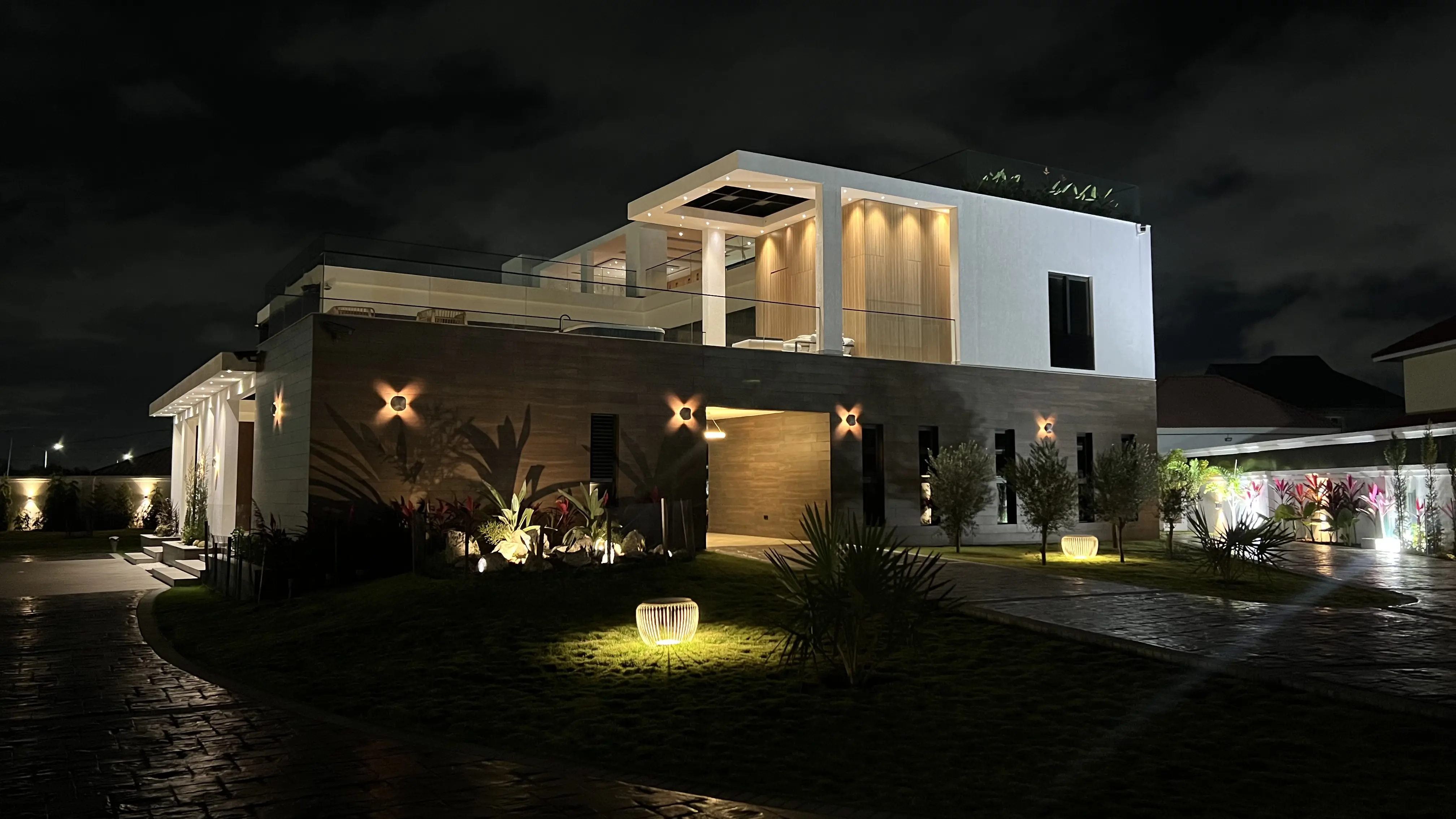 End-to-end smart home installations