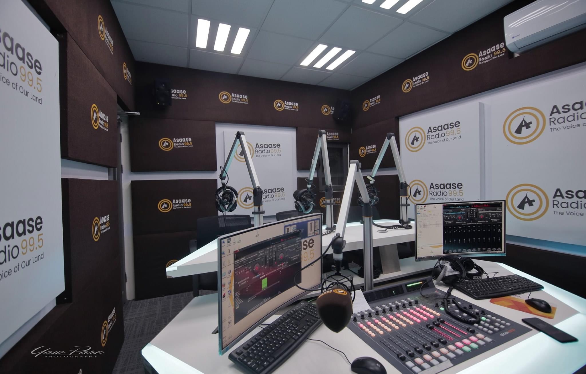 Mobi School visual radio studio